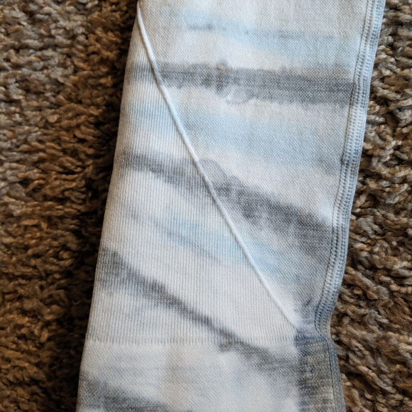 NEW! Wildfox tye dye leggings - Picture 6 of 7